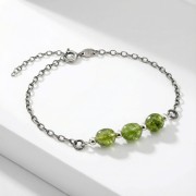 Bransoletka srebro oksydowane z turmalinem zielonym styl vintage przyciemniane srebro i surowe bryłki