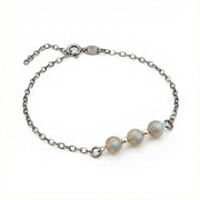 Bransoletka srebro oksydowane z labradorytem styl vintage przyciemniane srebro i kamień zorzy polarnej