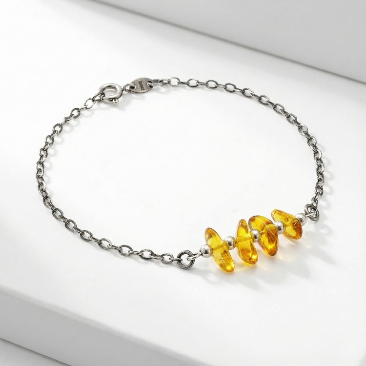 Bransoletka srebro oksydowane z bursztynem styl vintage przyciemniane srebro i miodowe bryłki