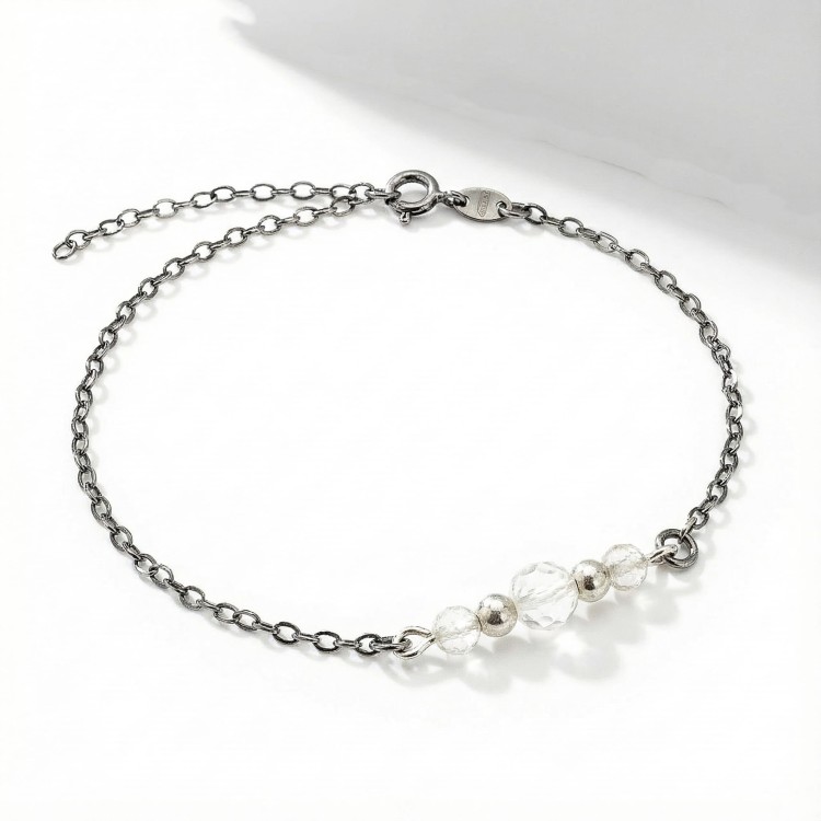 Bransoletka srebro oksydowane z kryształem górskim styl vintage przyciemniane srebro i czysty kamień